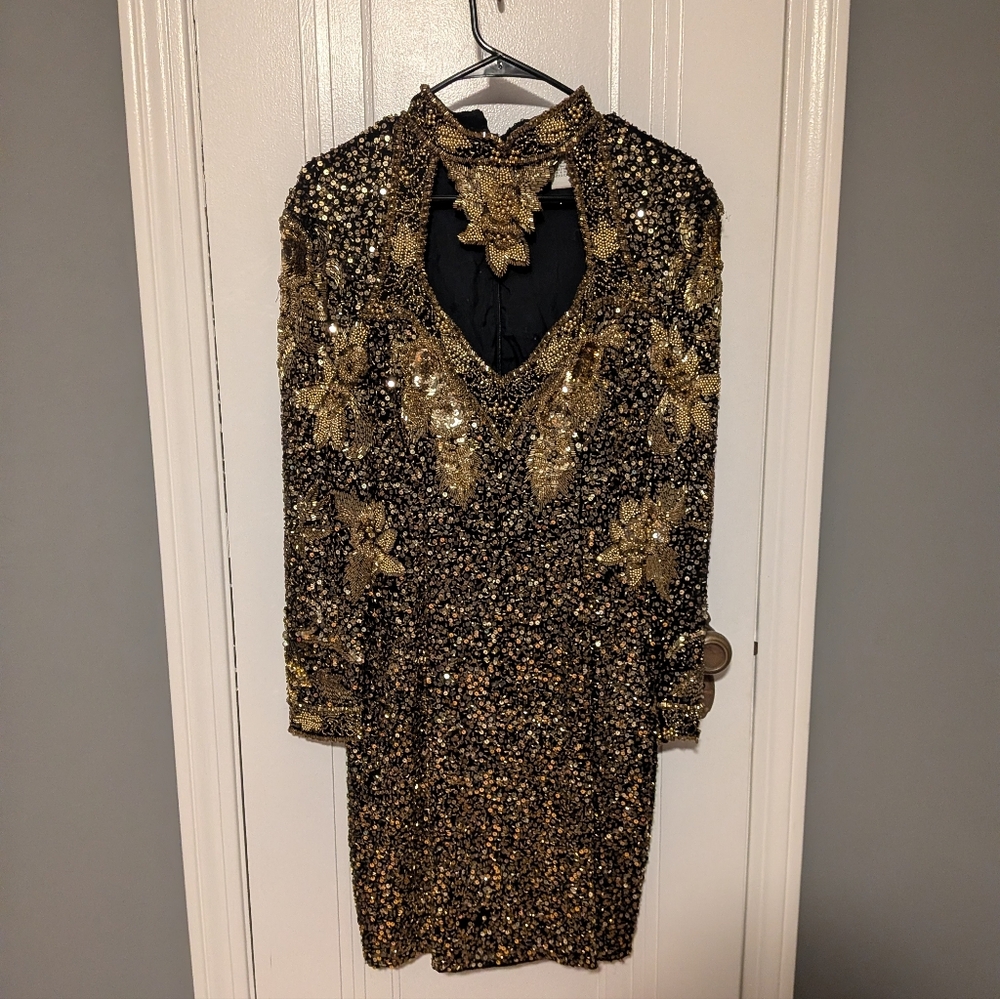 Oleg Cassini Black and Gold Sequin Long Sleeve Dress